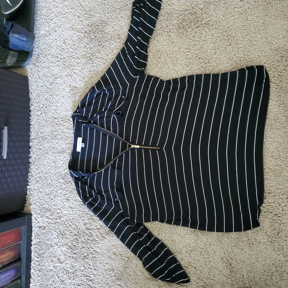 Calvin Klein (L) Black and White Striped Blouse
